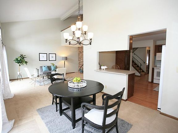 5th image of 161 Birnamwood Dr