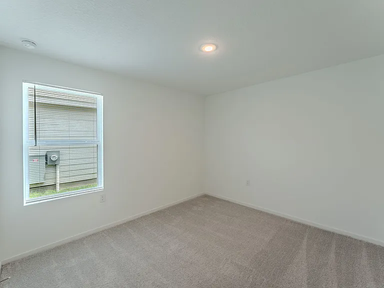 10839 Bernal Cv — Photo 15