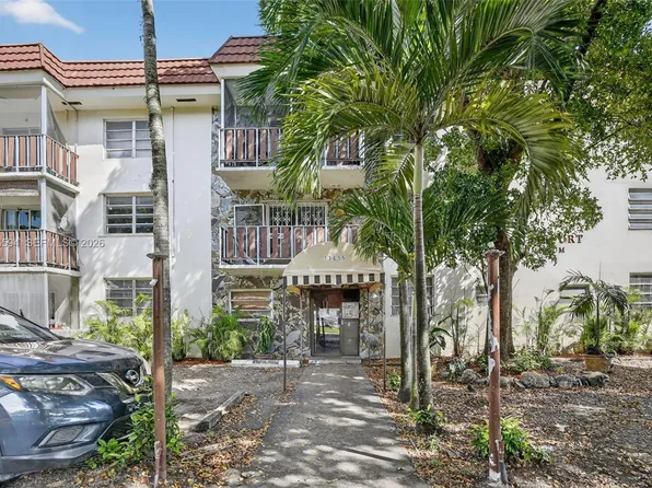 13655 NE 10th Ave APT 308, North Miami, FL 33161