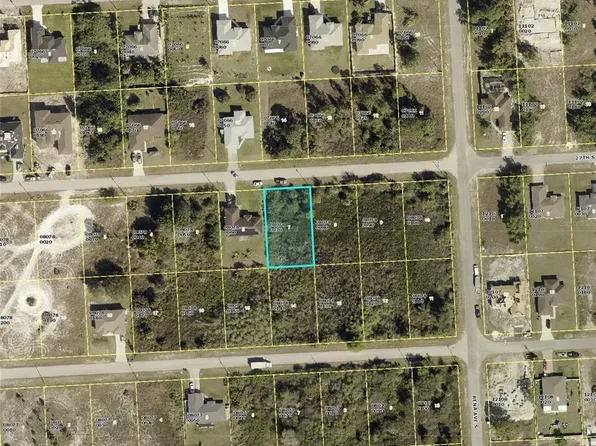 3307 27th St SW #7, Lehigh Acres, FL 33976