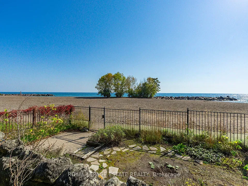 422 Lake Front