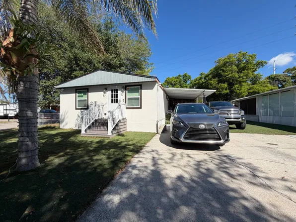 9855 Elm Way, Tampa, FL 33635