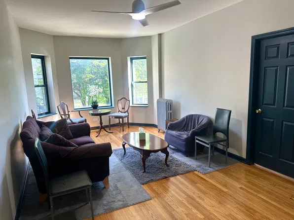 2836 E 77th Pl #205, Chicago, IL 60649