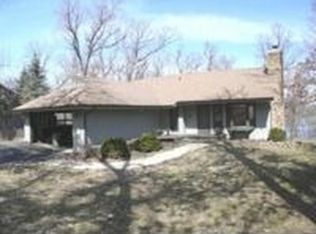 108 Crabapple Ct, Dixon, IL 61021