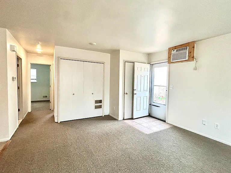 1638 Parkwood Ave — Photo 22