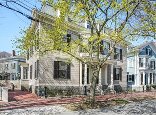 46 Chestnut St, Salem, MA 01970
