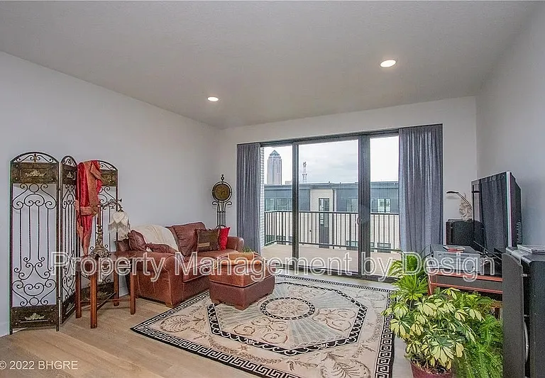1371 Keosauqua Way #1 — Photo 6