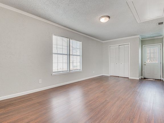 4th image of 3306 William Brewster Dr