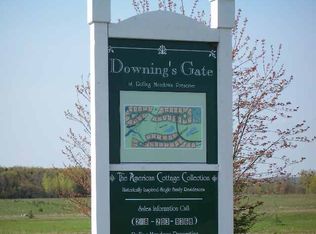 2217 Countryside Ln, Petoskey, MI 49770