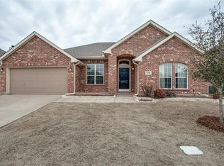 1110 Kimbro Dr, Forney, TX 75126