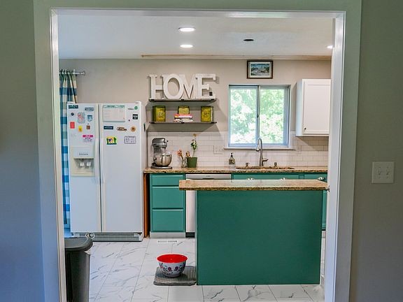 2nd image of 62 Virginia Ave