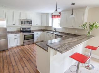 104 Buckingham Rd #B, Charlottesville, VA 22903