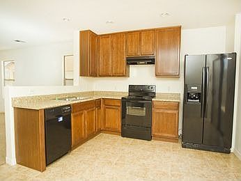 3rd image of 7009 S Blueeyes Dr