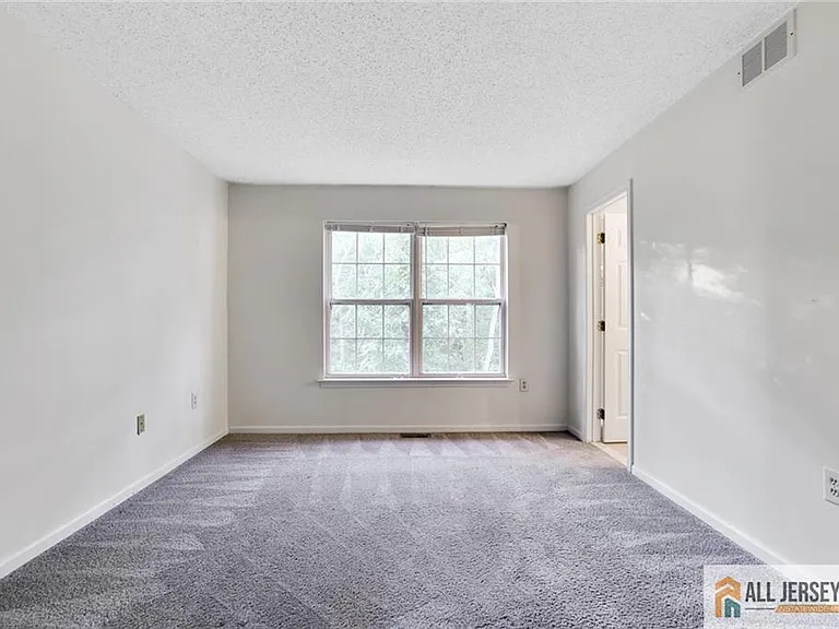 140 S Barrow Pl — Photo 19