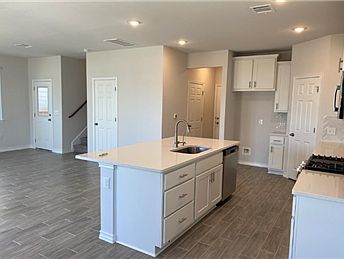 3rd image of 5403 Mulberry Grove Ln