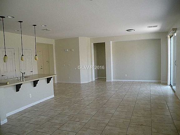 3rd image of 9236 Longhorn Falls Ct
