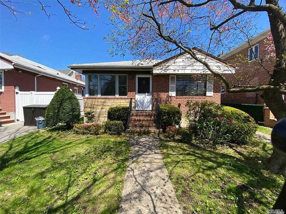 1st image of 166-15 69th Ave