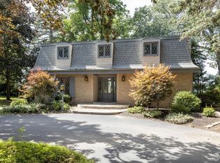 4758 Lower River Rd, Lewiston, NY 14092