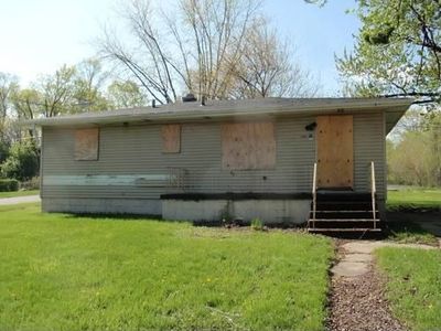 1087 E 36th Pl, Gary, IN, 46409
