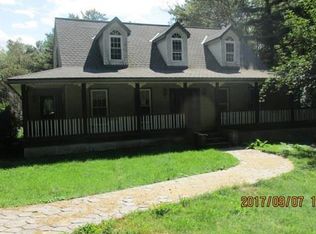 1460 Laurel Ln, Palmerton, PA 18071