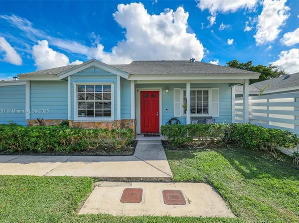 13776 SW 149th Circle Ln APT 2, Miami, FL 33186