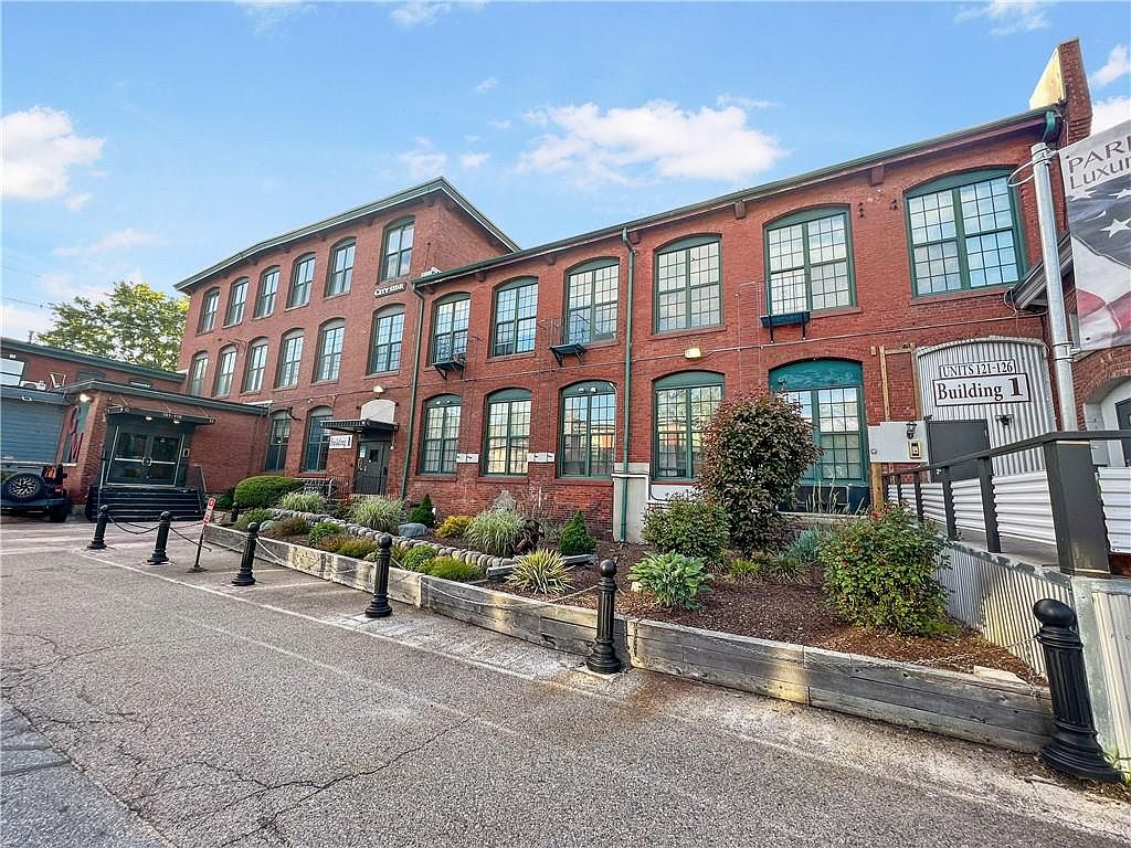 1117 Douglas Ave UNIT 122, North Providence, RI 02904 Zillow