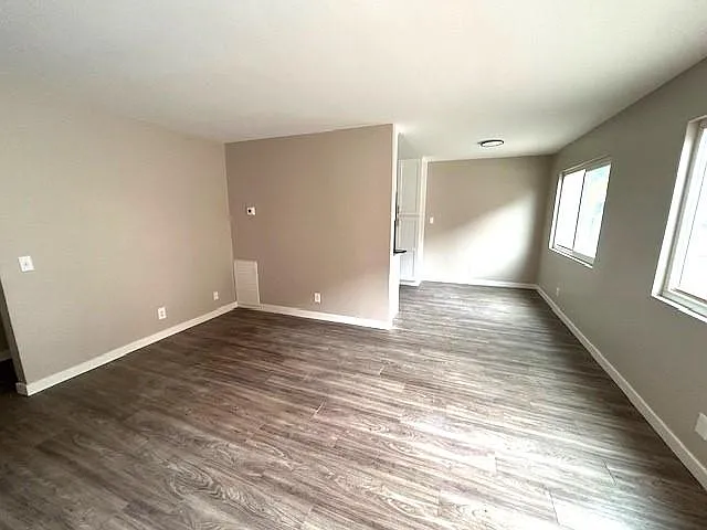 426 N Buena Vista St #1 — Photo 3