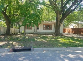 833 N Gow Ave, Wichita, KS 67203