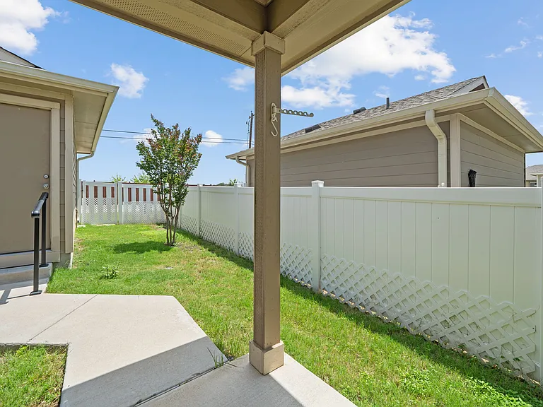 408 Cane River Rd — Photo 33