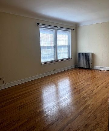5th image of 836 Washington Blvd APT 1F