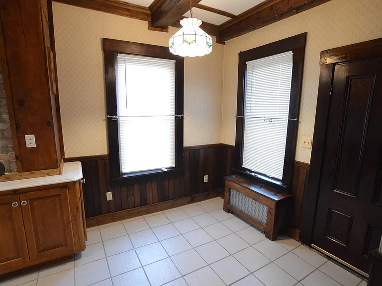 84 Crescent Ave — Photo 9