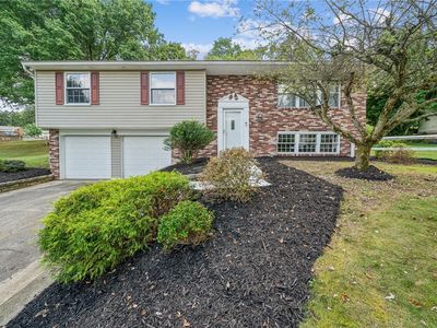 475 Diablo Dr, Pittsburgh, PA, 15241
