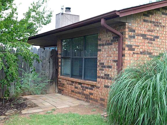 3rd image of 4524 N Greenvale Cir
