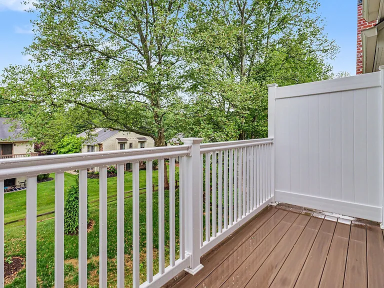 204 Cheswold Ct — Photo 27