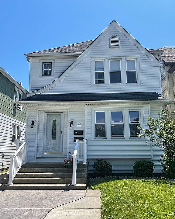 1st image of 122 Somerton Ave