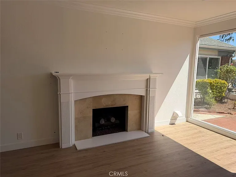 22835 Islamare Ln — Photo 9