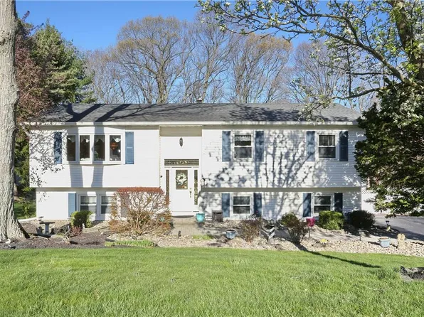 9 Ivy Lane, Pomona, NY 10970