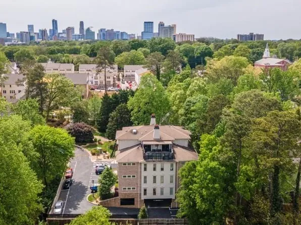 2360 Logan Cir #101, Atlanta, GA 30319