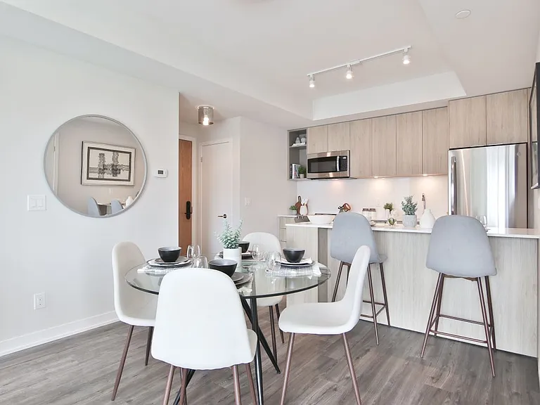 25 Nicholas Ave — Photo 28