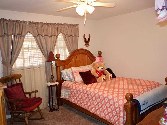 5th image of 5007 Andrews Ave