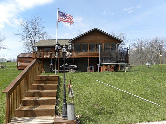 2nd image of 10541 Wildflower Dr