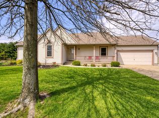 123 Almahurst Rd, Pataskala, OH 43062