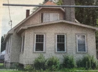 42 Main St, Queensbury, NY 12804