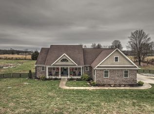 104 Wellington Ln, Frankfort, KY 40601