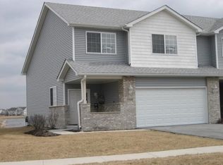 1948 Waters Edge Dr, Minooka, IL