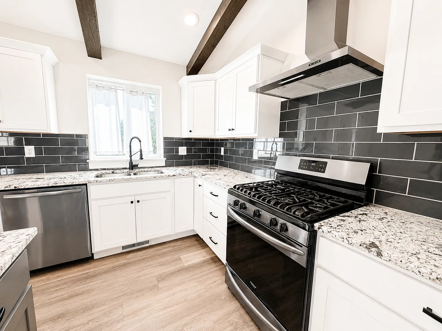 $3,000 | 4 Bedroom 3 Bath | House | Garage — Photo 3