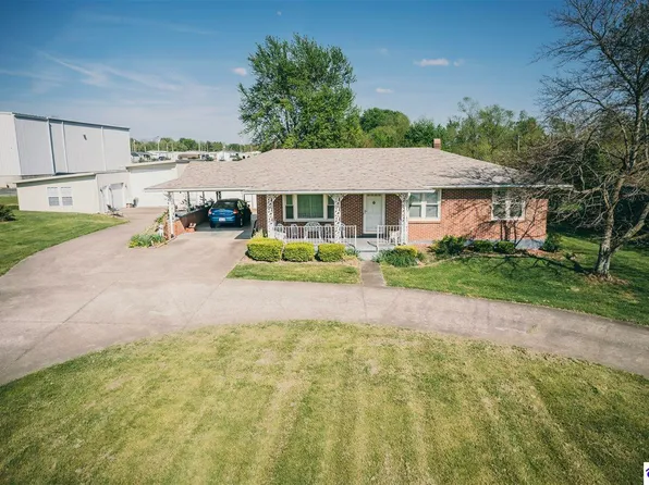 1205 N 3rd St, Bardstown, KY 40004
