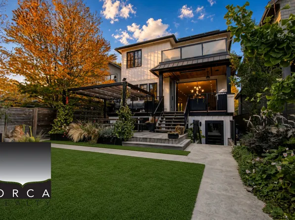 4859 Prince Edward St, Vancouver, BC V5V 3Z1