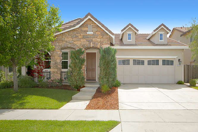 1st image of 2124 Ulrich Pl