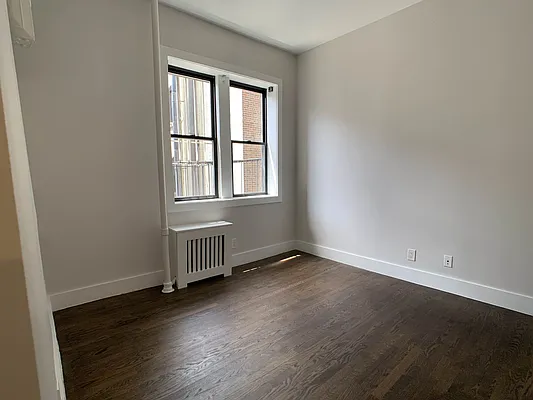 Rented by Tourma Realty LLC | media 37